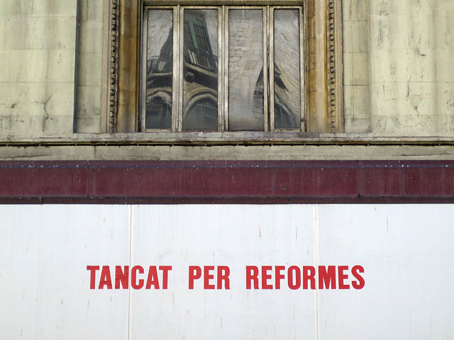 baldiri : tancat per reformes : BALDIRI06042001.jpg