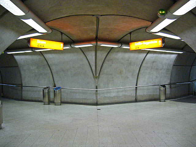 baldiri : bilbao metro : BALDIRI06072202.jpg